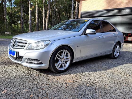 MERCEDES-BENZ C 180 1.8 CGI CLASSIC 16V TURBO GASOLINA 4P AUTOMÁTICO MERCEDES-BENZ C 180 1.8 CGI CLASSIC 16V TURBO GASOLINA 4P AUTOMÁTICO